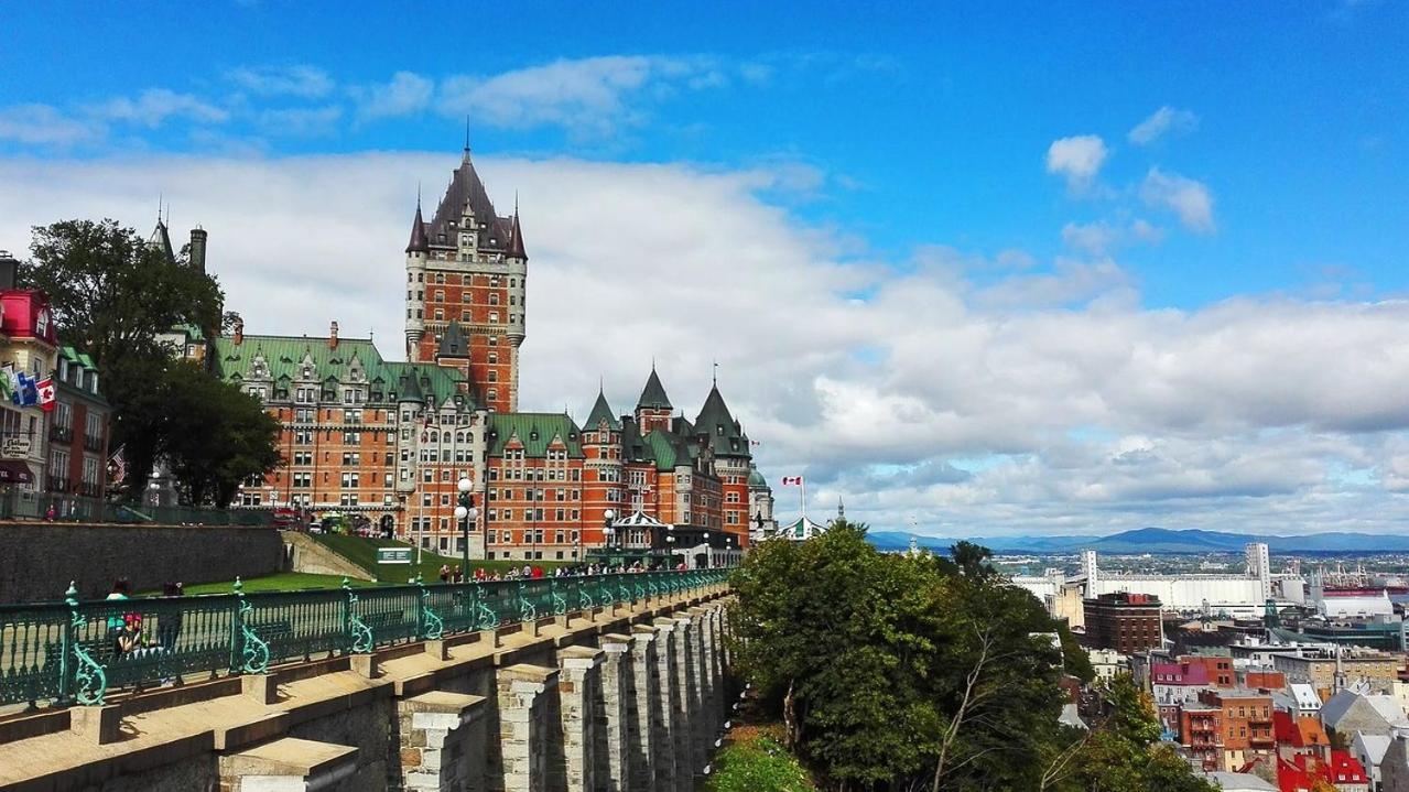 Quebec Grand Appartement by Hébergements DCL Buitenkant foto